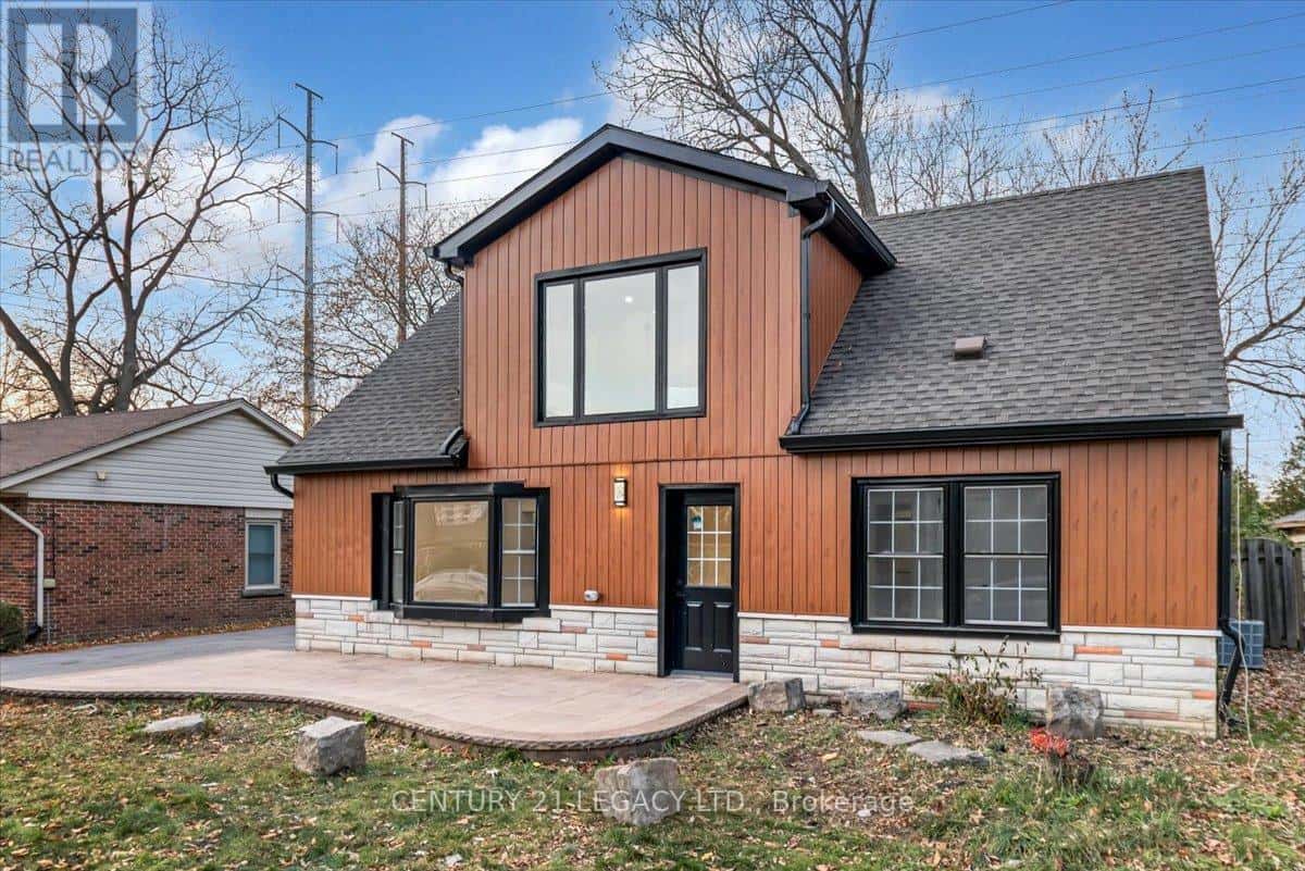 2027 CHURCHILL AVENUE — Burlington (Freeman), Ontario - Photo 3 of 32