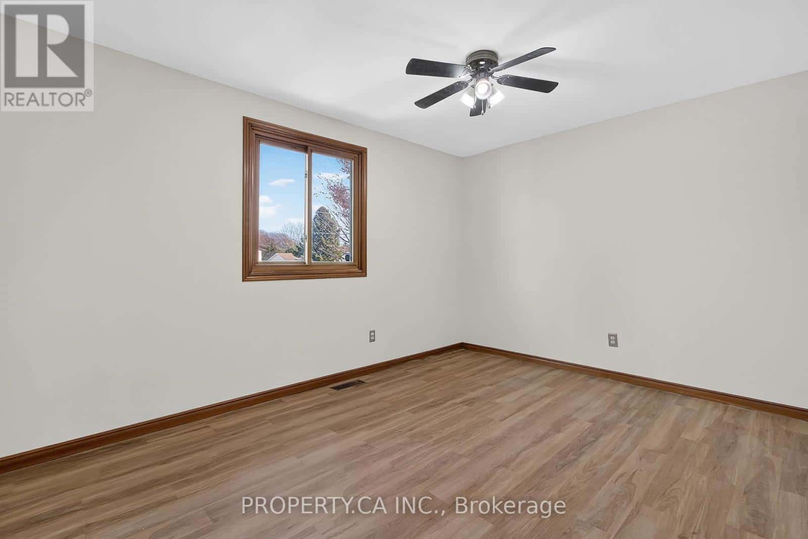 194 MERRITT AVENUE — Chatham-Kent, Ontario - Photo 4 of 35