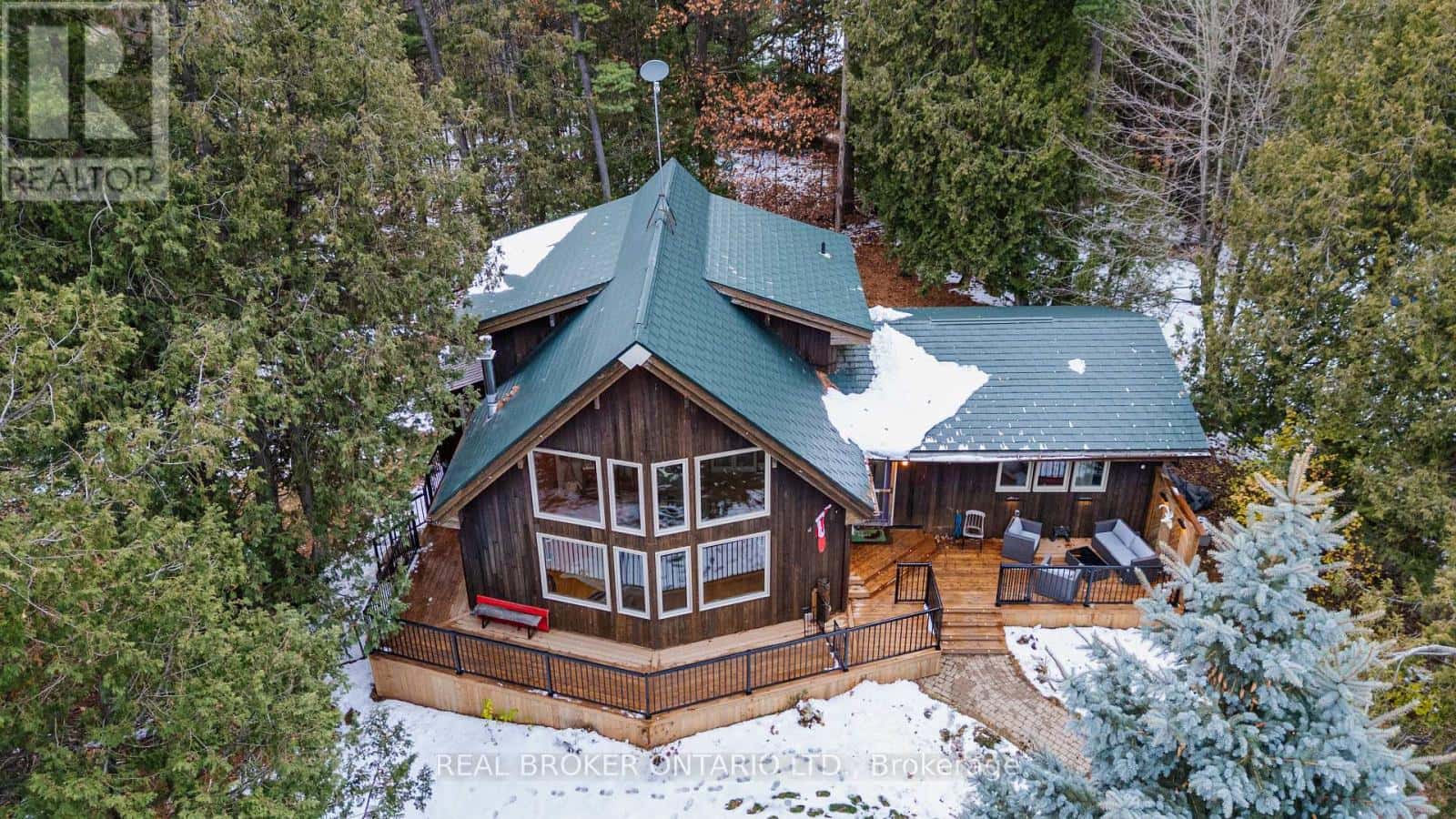 1 WOODLAND DRIVE — McNab/Braeside, Ontario - Photo 2 of 50