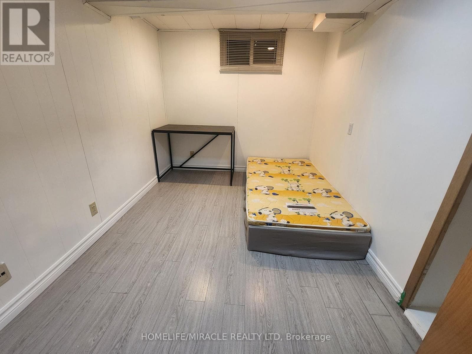 BASEMENT - 30 YORKSHIRE ROAD — Toronto (Ionview), Ontario - Main photo