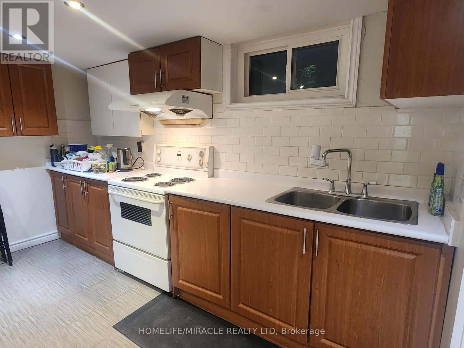 BASEMENT - 30 YORKSHIRE ROAD — Toronto (Ionview), Ontario - Photo 5 of 6