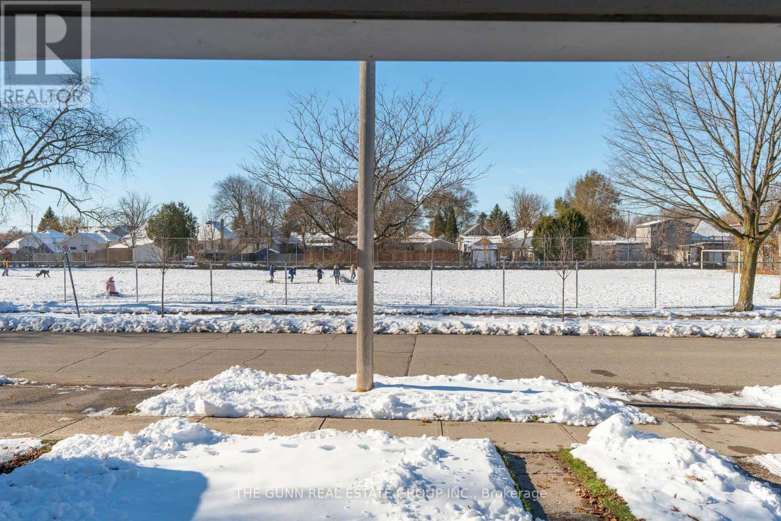 186 EAST STREET — London East (East M), Ontario - Photo 5 of 29