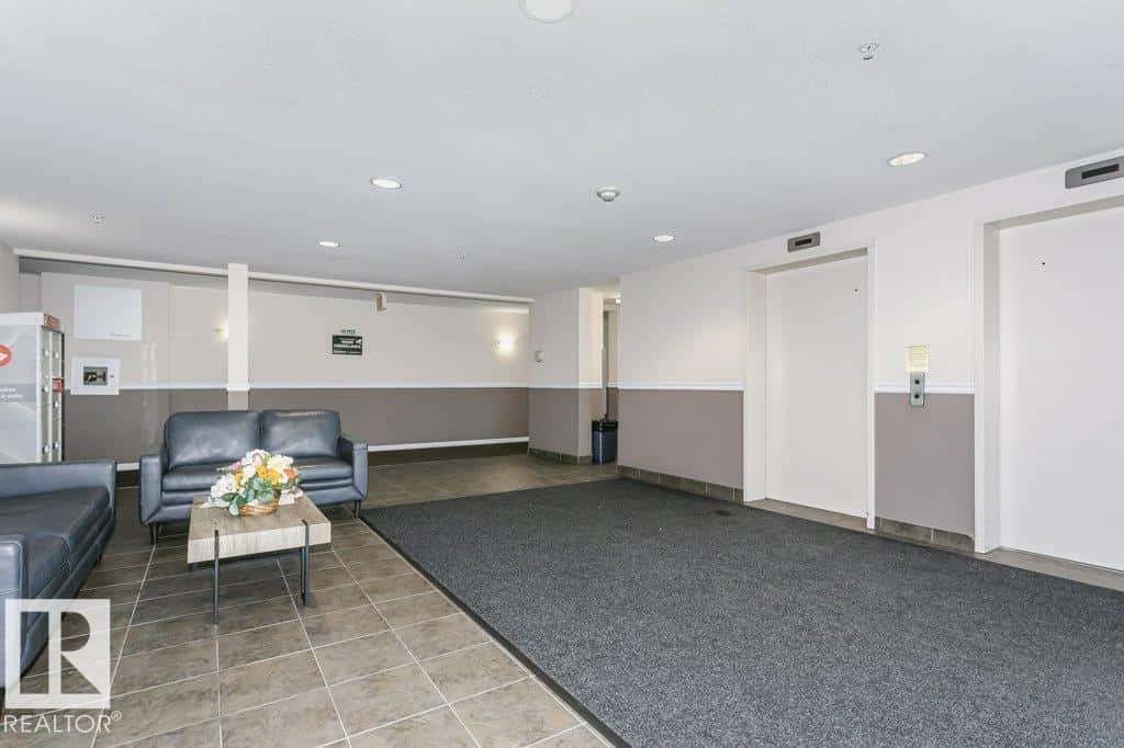 #103 4309 33 ST — Stony Plain, Alberta - Photo 4 of 43