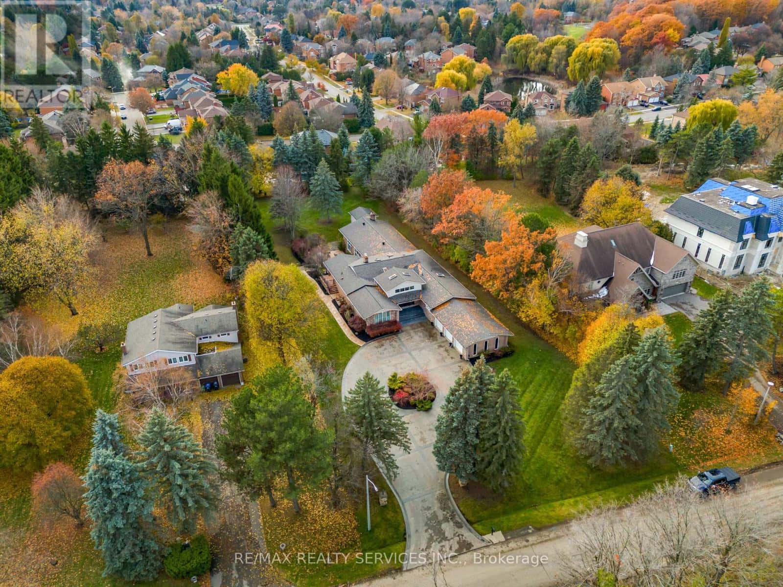 546 CONSERVATION DRIVE — Brampton (Snelgrove), Ontario - Photo 3 of 49