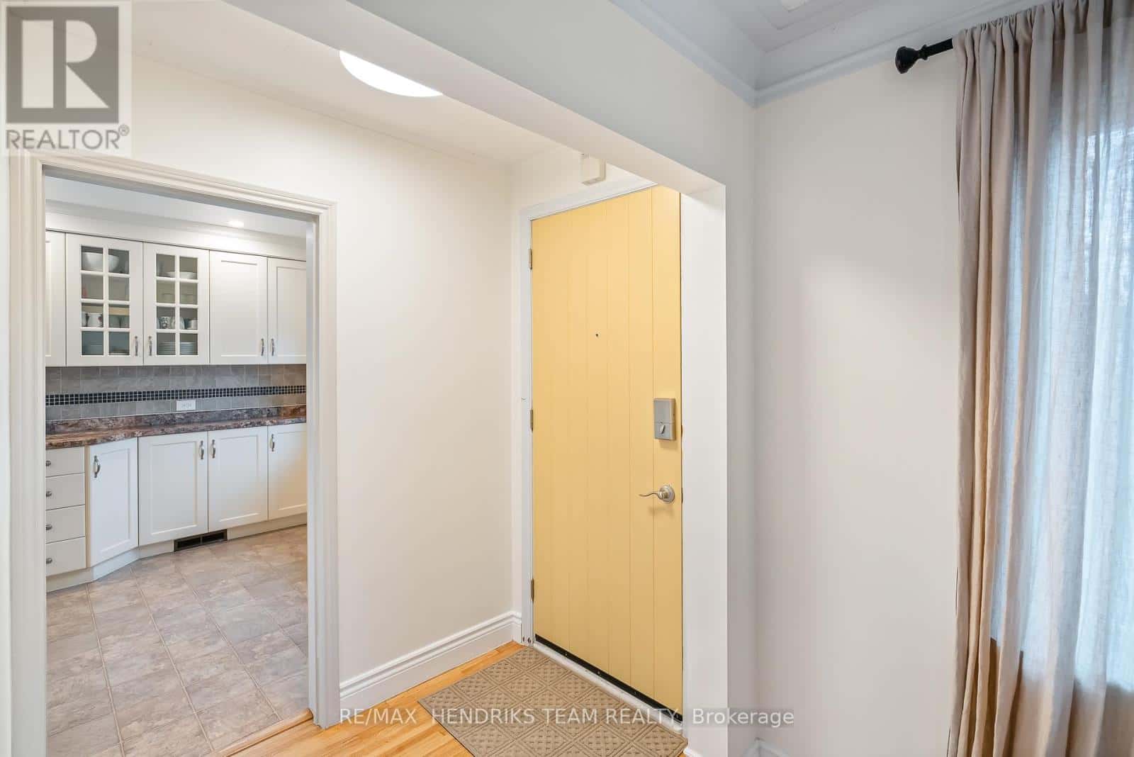 12 DUNCAN DRIVE — St. Catharines (Vine/Linwell), Ontario - Photo 4 of 42