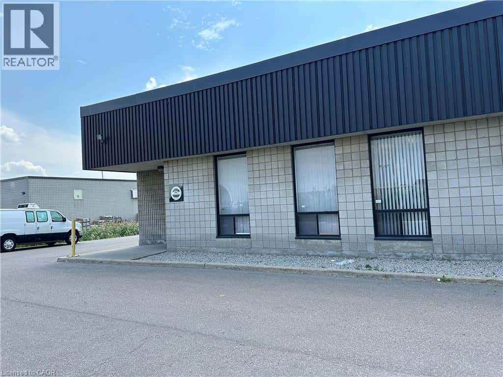 173 GLIDDEN Road Unit# 14 — Brampton, Ontario - Photo 2 of 18