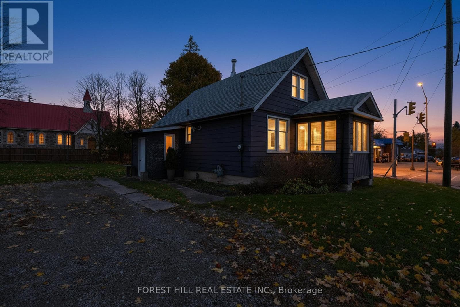 3 ELORA STREET N — Mapleton, Ontario - Main photo