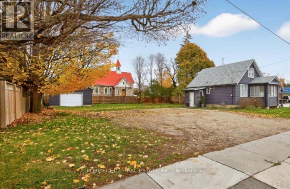 3 ELORA STREET N — Mapleton, Ontario - Photo 2 of 45