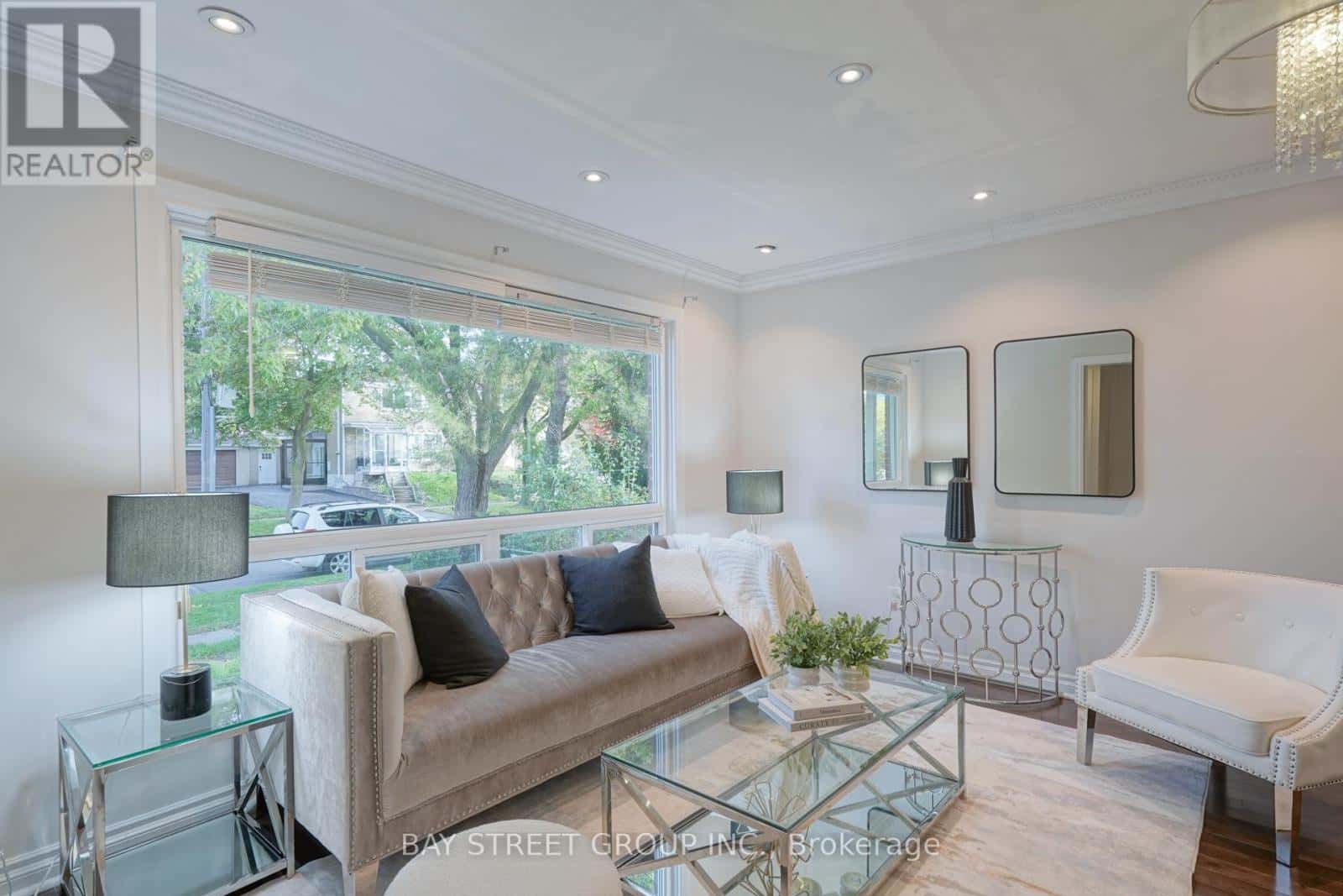 3A BONNIEWOOD ROAD — Toronto (Ionview), Ontario - Photo 3 of 20