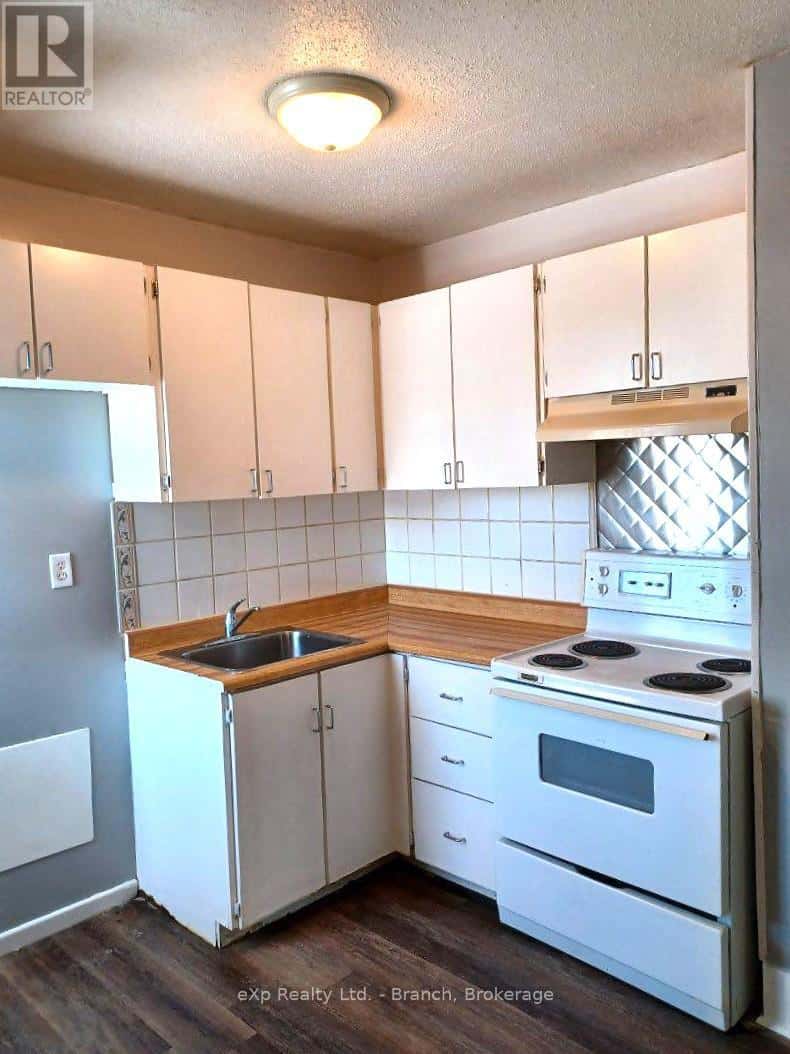 41 MAIN STREET — Kirkland Lake (KL & Area), Ontario - Photo 5 of 32