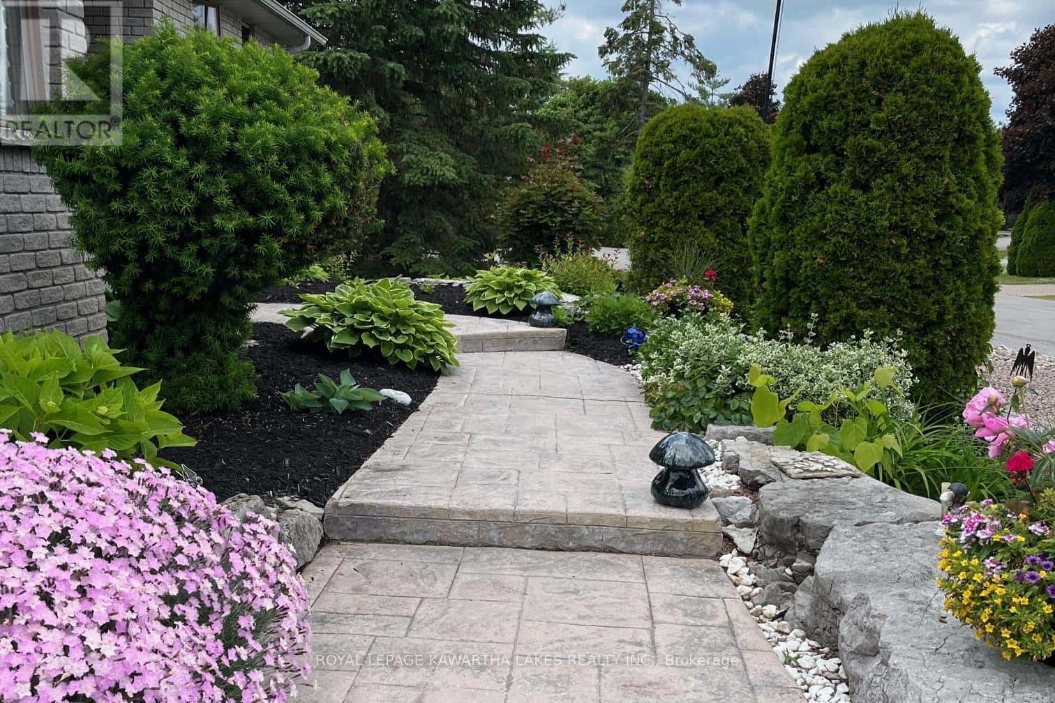 83 NAVIGATORS TRAIL — Kawartha Lakes (Bobcaygeon), Ontario - Photo 5 of 45