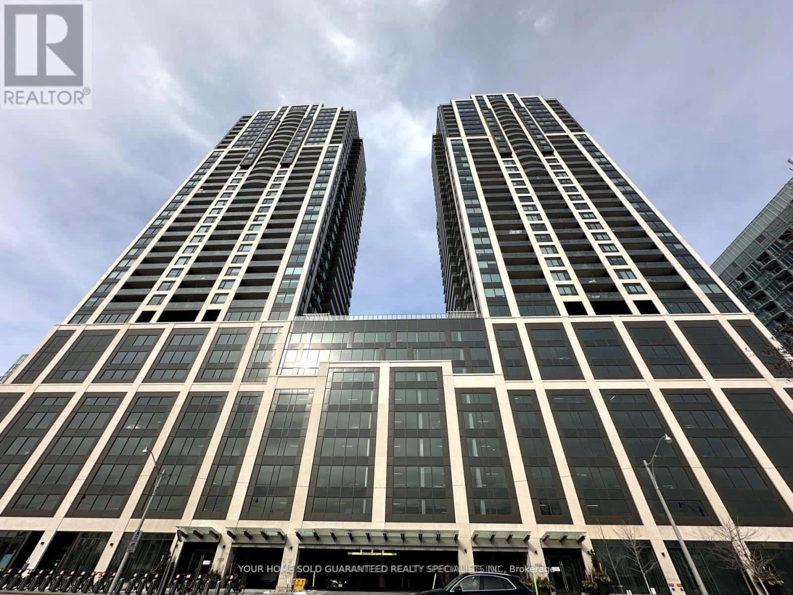 1205 - 1928 LAKESHORE BOULEVARD W — Toronto (South Parkdale), Ontario - Photo 2 of 19