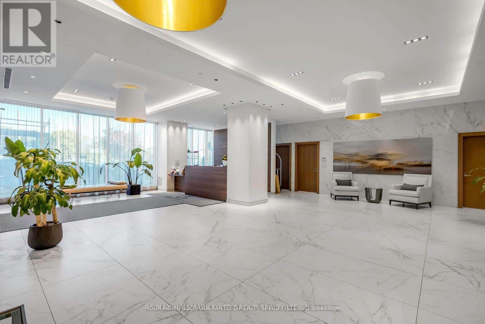 1205 - 1928 LAKESHORE BOULEVARD W — Toronto (South Parkdale), Ontario - Photo 3 of 19