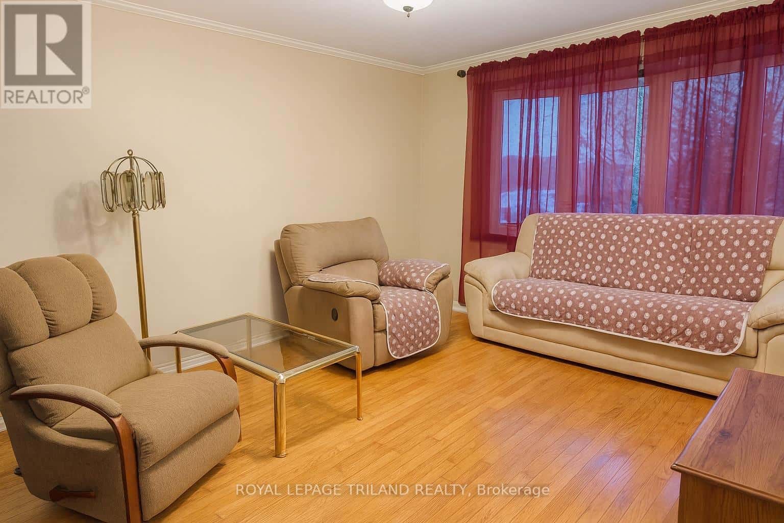 76 DUDLEY CRESCENT — London South (South Y), Ontario - Photo 5 of 16