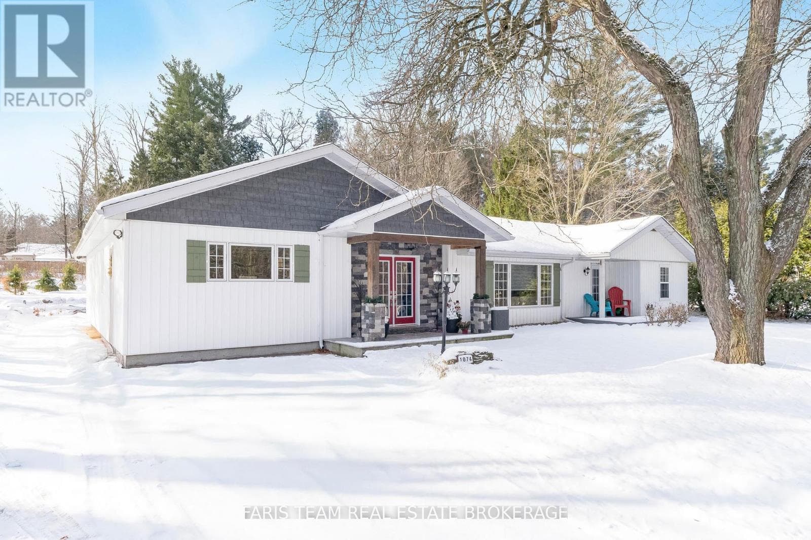 1074 LAFONTAINE ROAD — Penetanguishene, Ontario - Main photo