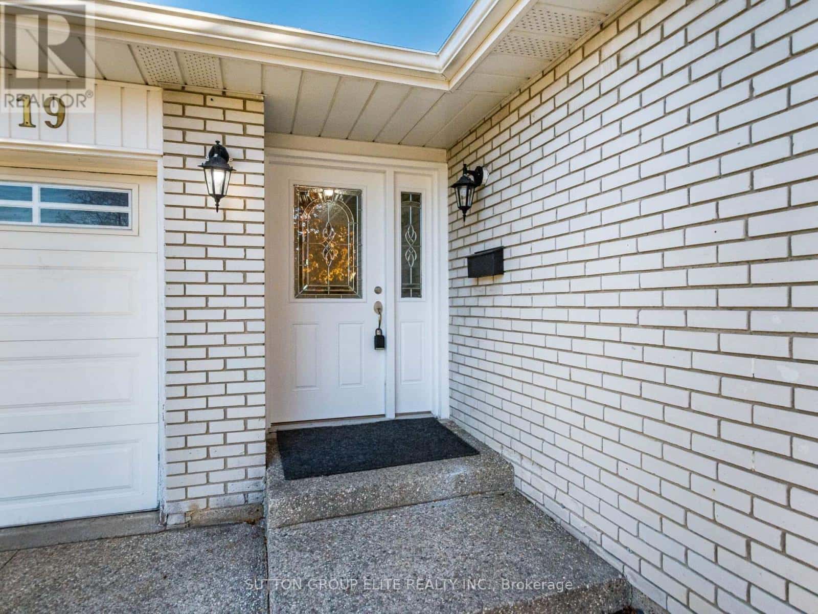 19 GLENFOREST ROAD — Brampton (Northgate), Ontario - Photo 5 of 45