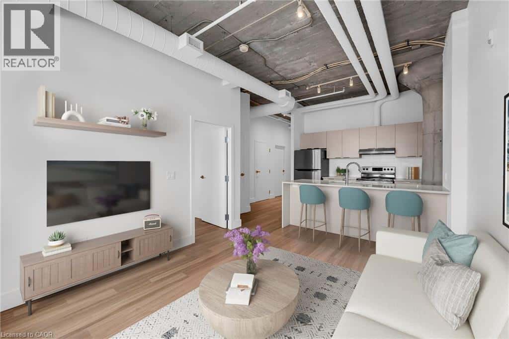 120 HURON Street 221