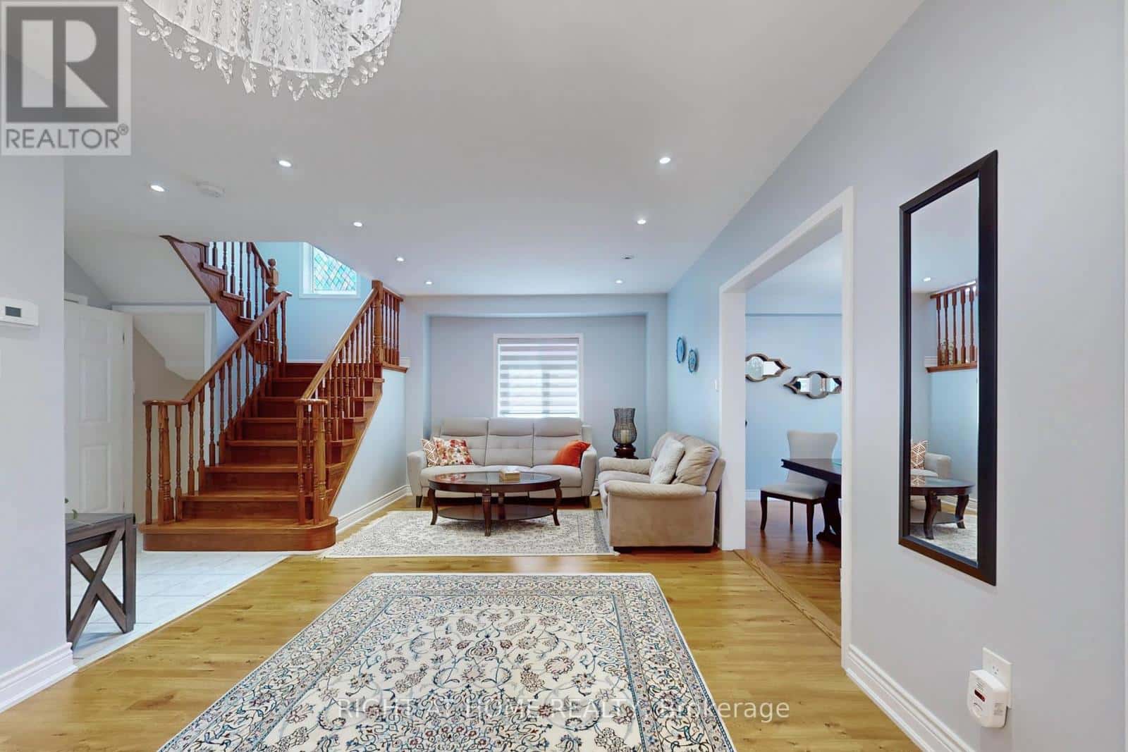 805 STONEHAVEN AVENUE — Newmarket (Stonehaven-Wyndham), Ontario - Photo 5 of 49