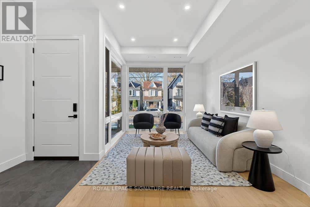 241 CEDARVALE AVENUE — Toronto (Woodbine-Lumsden), Ontario - Photo 4 of 50