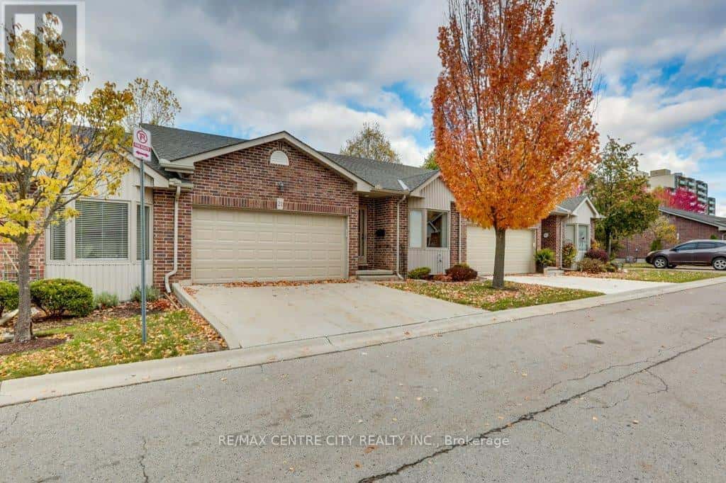 21 - 95 CAPULET LANE — London North (North M), Ontario - Photo 2 of 45