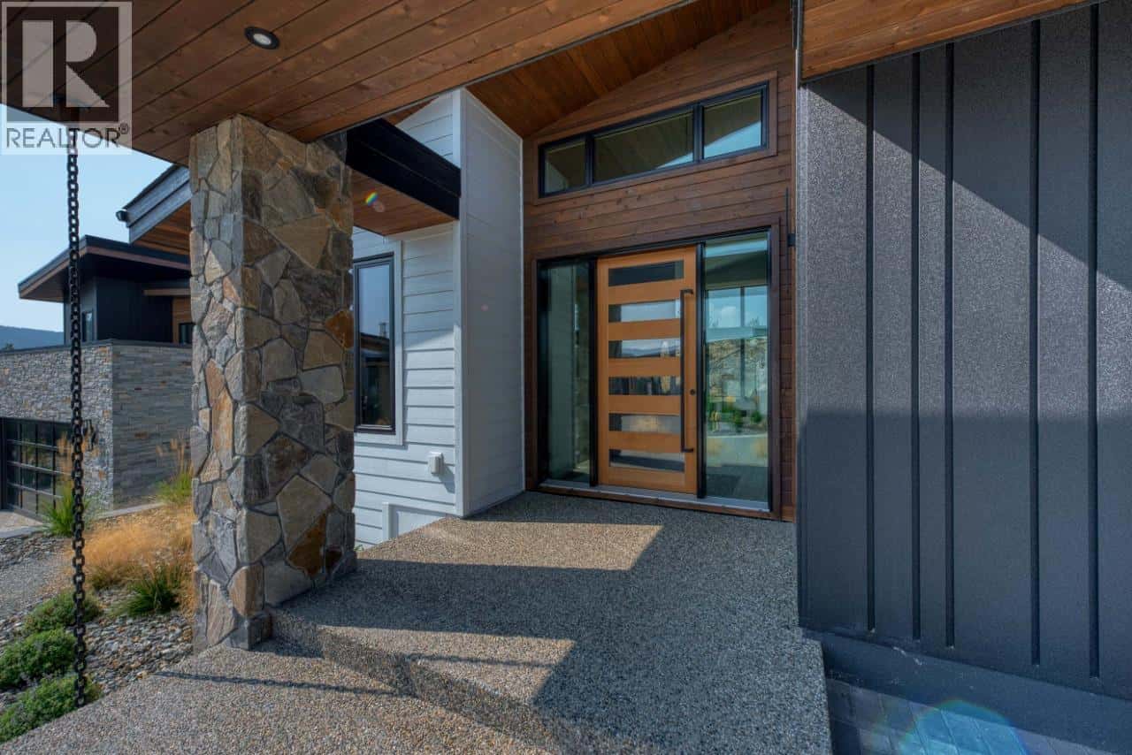 188 Wildsong Crescent — Vernon, British Columbia - Photo 4 of 68