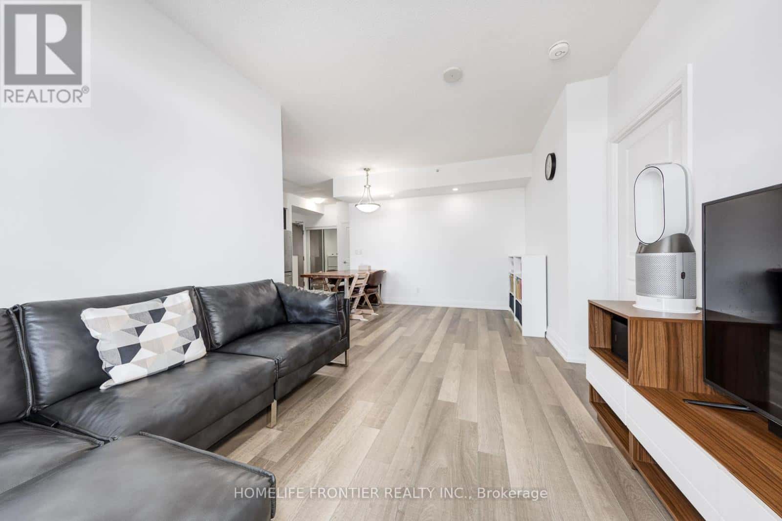 Markham (Grandview), Ontario — Markham (Grandview), Ontario - Photo 3 of 39