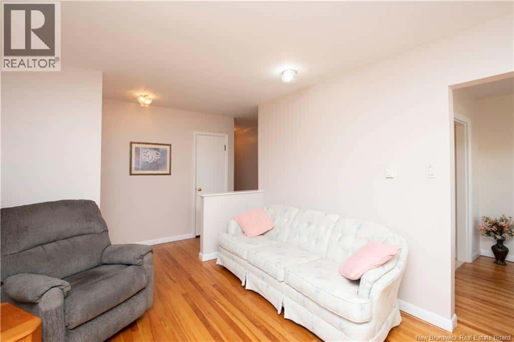 48 Coronation Drive — Moncton, New Brunswick - Photo 4 of 38