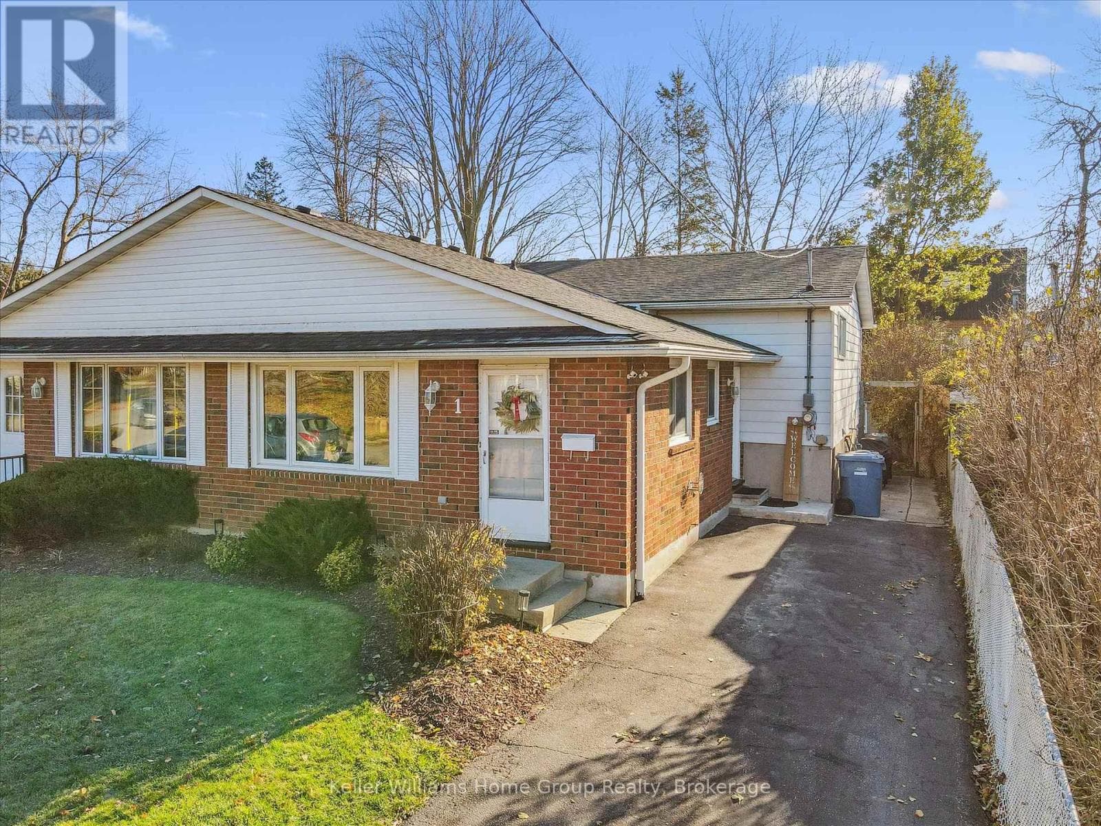 1 ISLINGTON AVENUE — Guelph (Victoria North), Ontario - Main photo