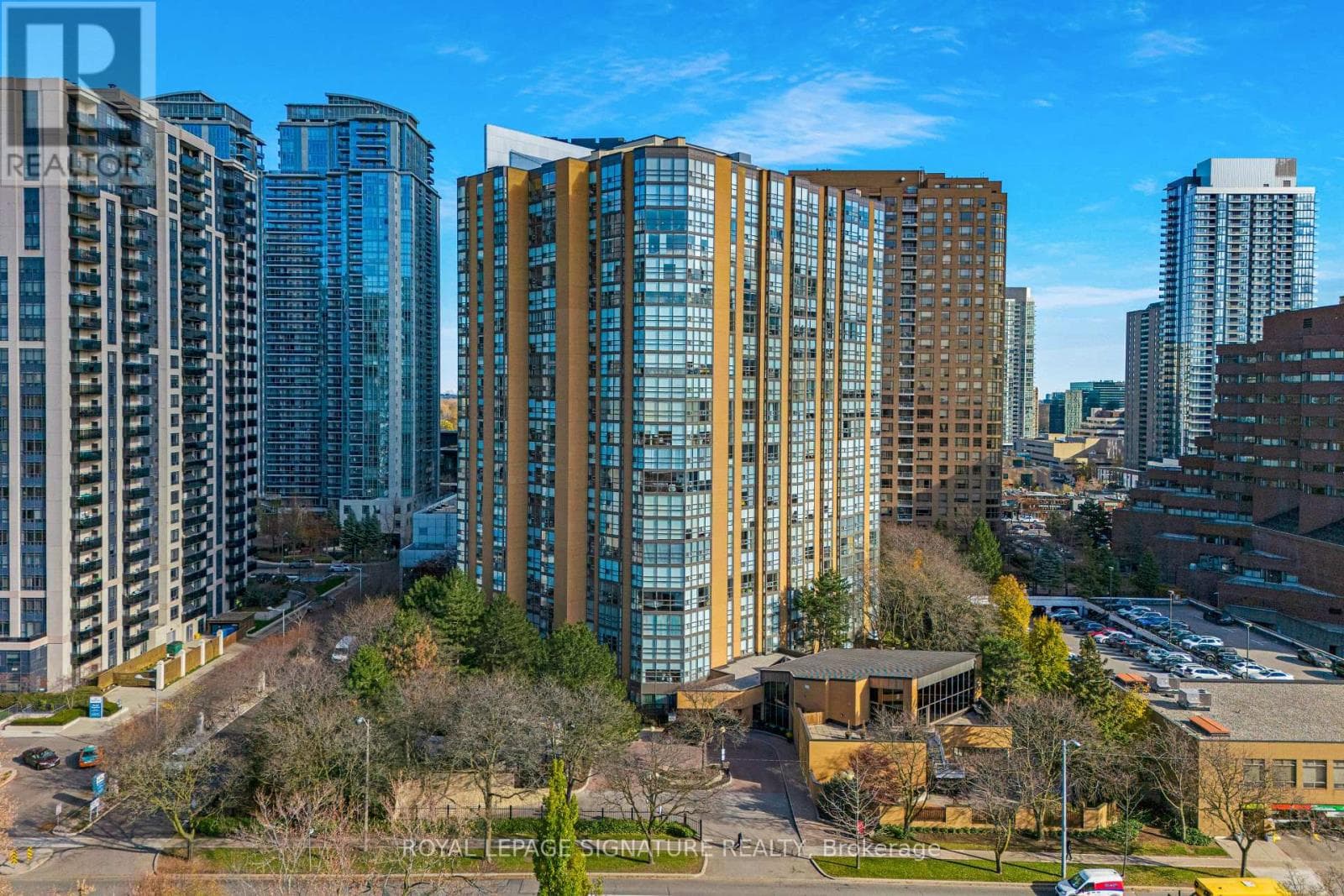 2110 - 131 BEECROFT ROAD — Toronto (Lansing-Westgate), Ontario - Main photo