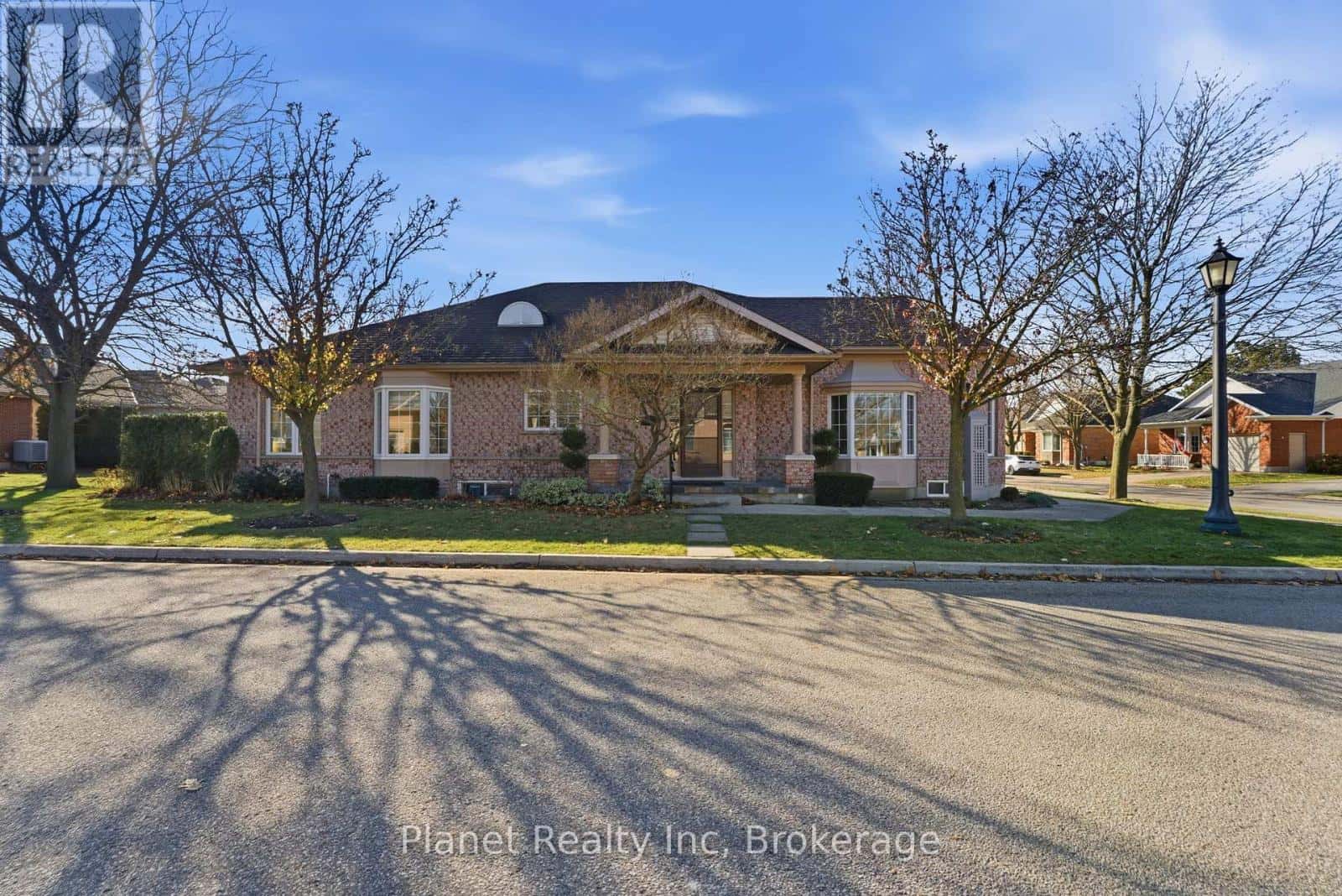 2 SPRUCEHAVEN COURT — Guelph (Village By The Arboretum), Ontario - Photo 3 of 30