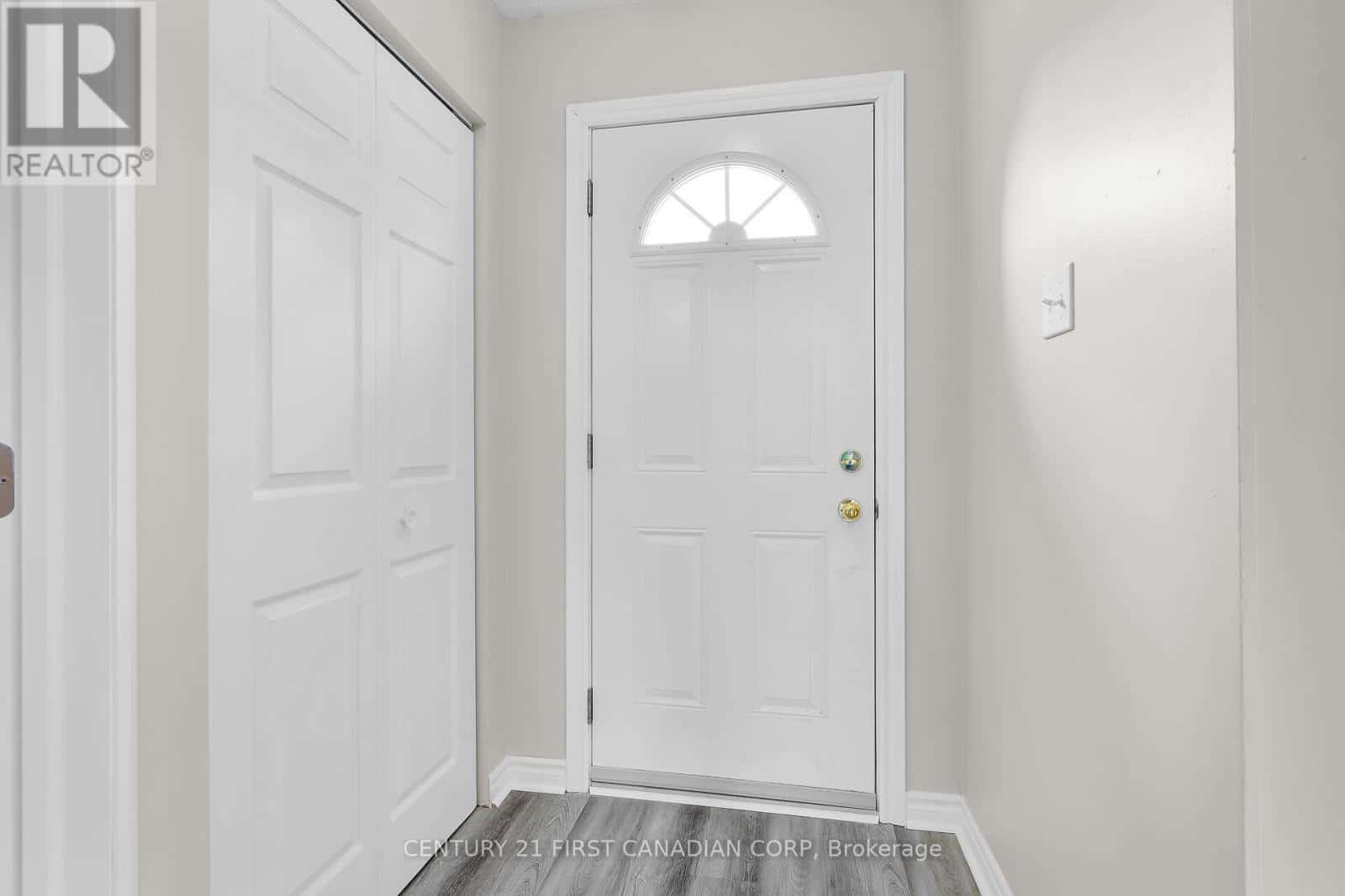 16 - 1786 ATTAWANDARON ROAD — London North (North F), Ontario - Photo 4 of 38