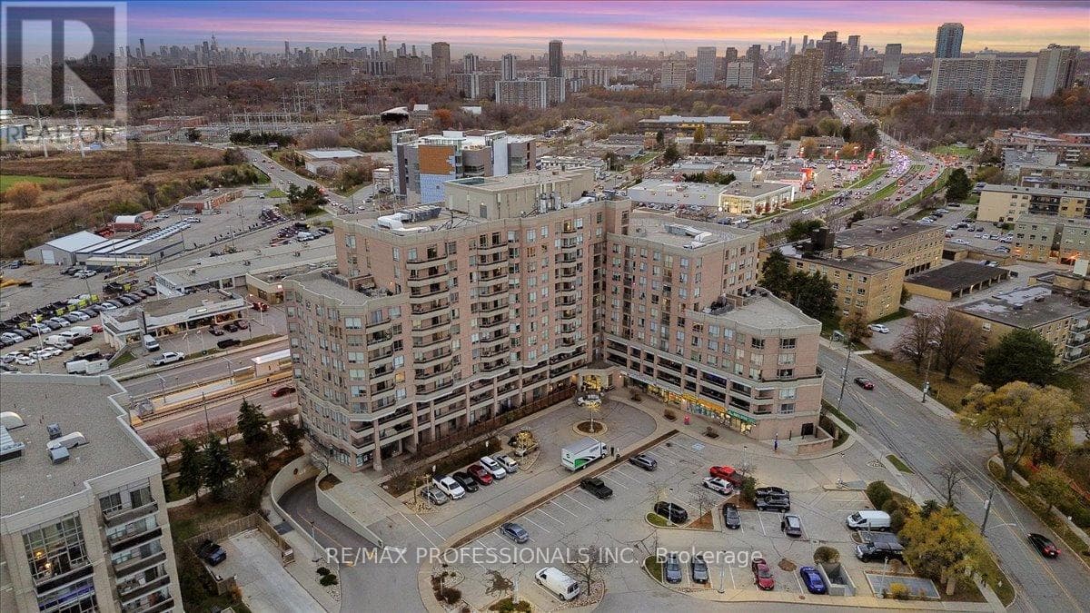 912 - 1700 EGLINTON AVENUE — Toronto (Victoria Village), Ontario - Main photo