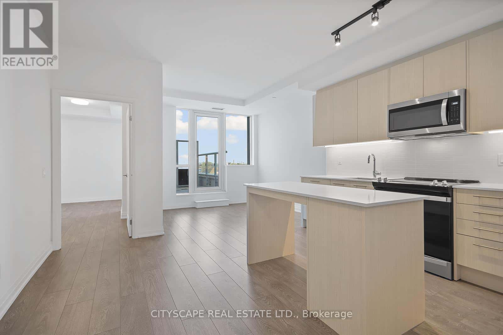 617 - 286 MAIN STREET — Toronto (East End-Danforth), Ontario - Photo 5 of 31