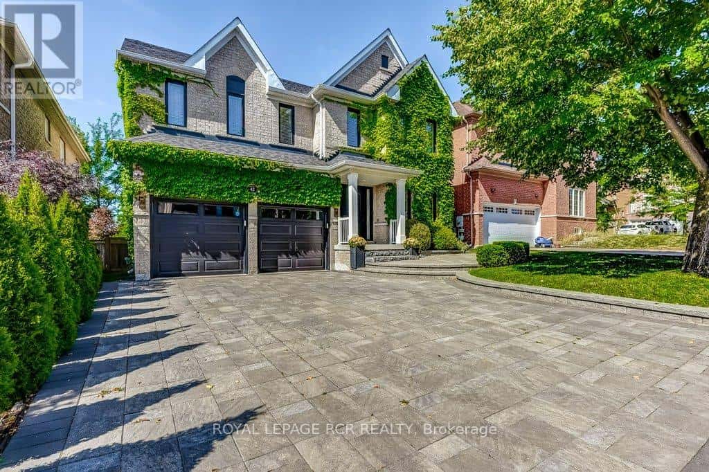 42 MYNDEN WAY — Newmarket (Woodland Hill), Ontario - Photo 2 of 50