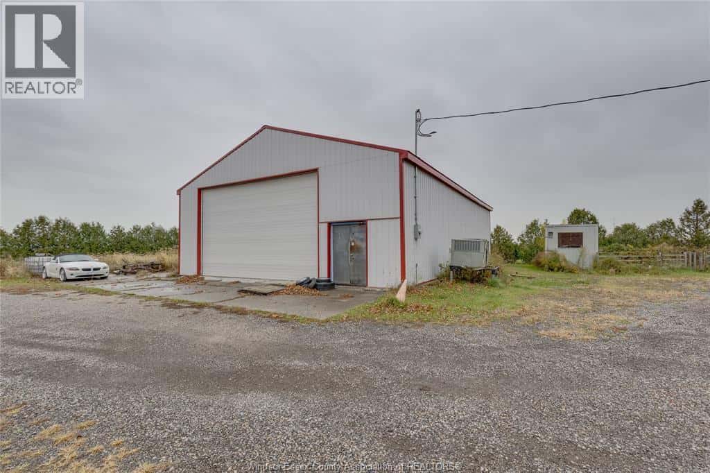 4996 BADDER LINE — Merlin, Ontario - Photo 4 of 50