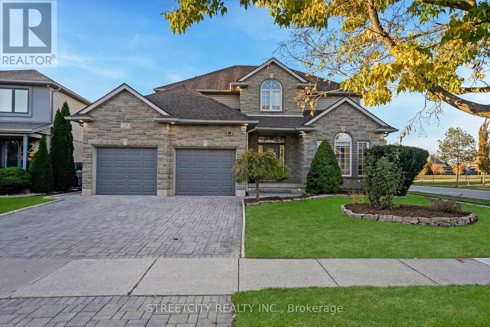 328 PLANE TREE DRIVE — London North (North R), Ontario - Main photo