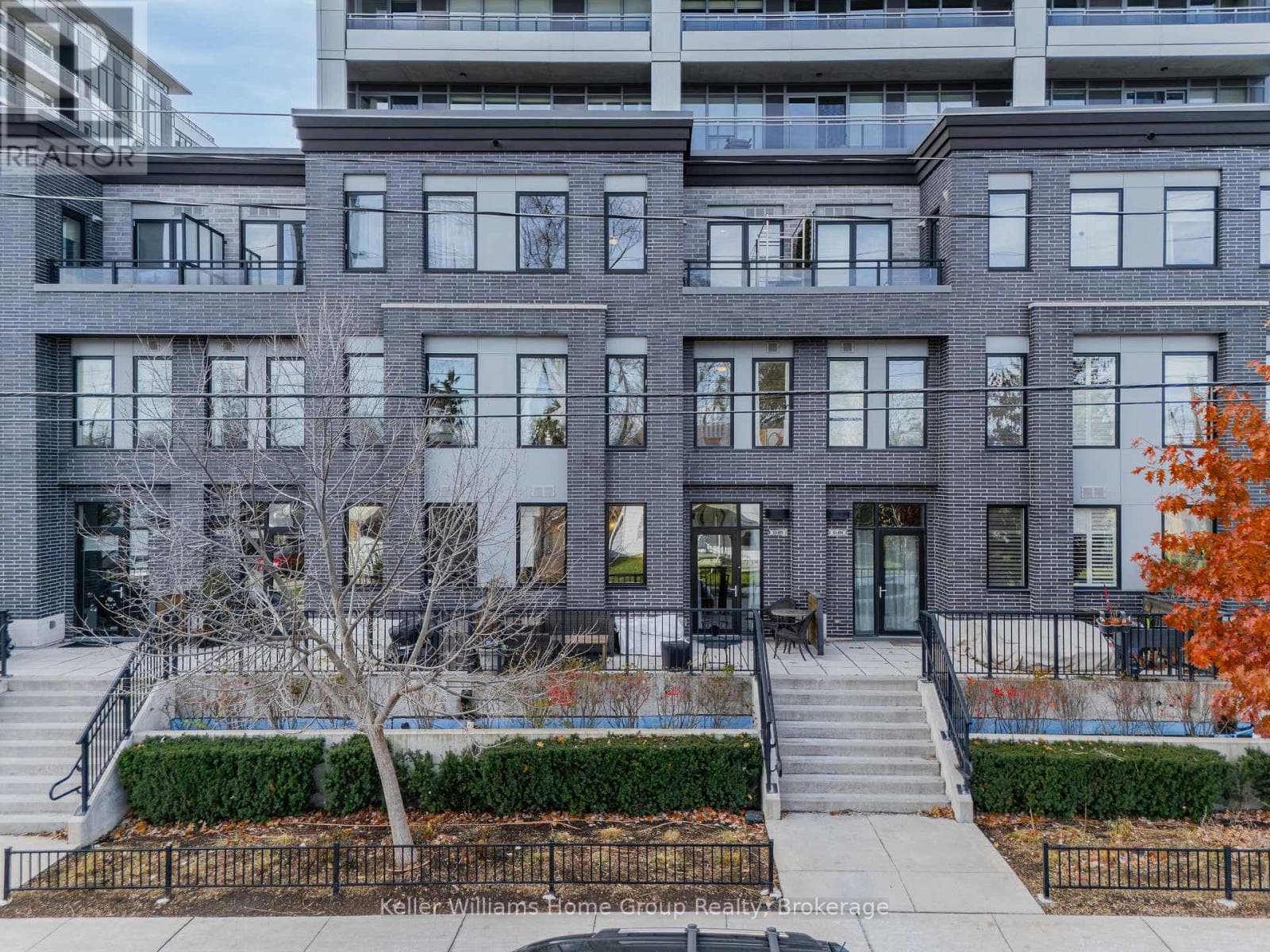 AT5 - 53 ARTHUR STREET S — Guelph (St. Patrick's Ward), Ontario - Main photo