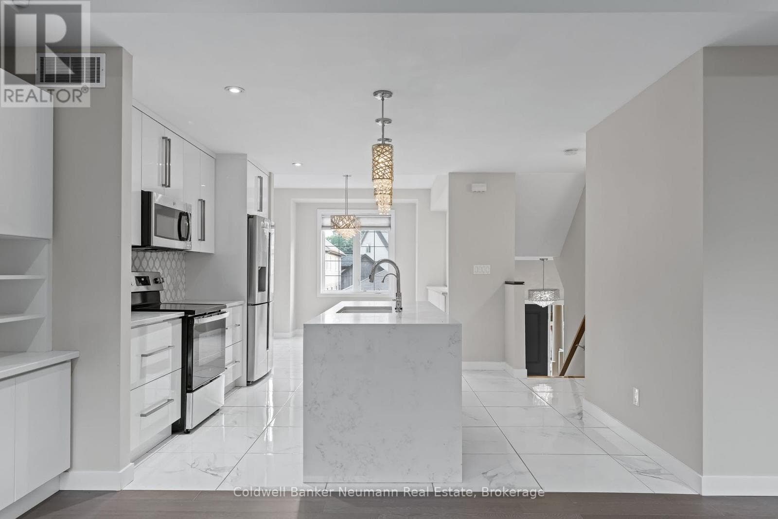 4 - 72 YORK ROAD — Guelph (St. Patrick's Ward), Ontario - Main photo