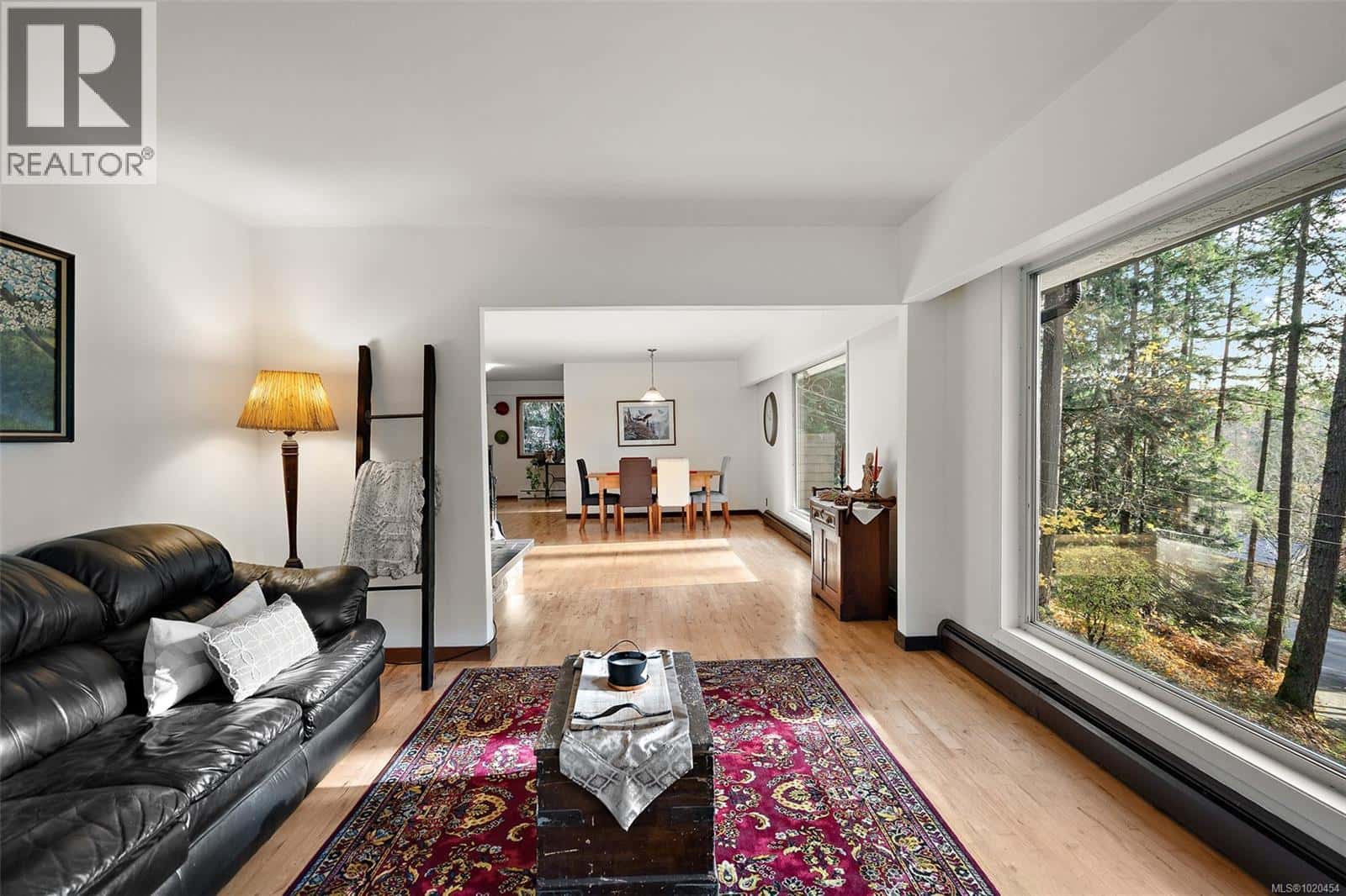 1186 Laurel Rd — North Saanich, British Columbia - Photo 3 of 45