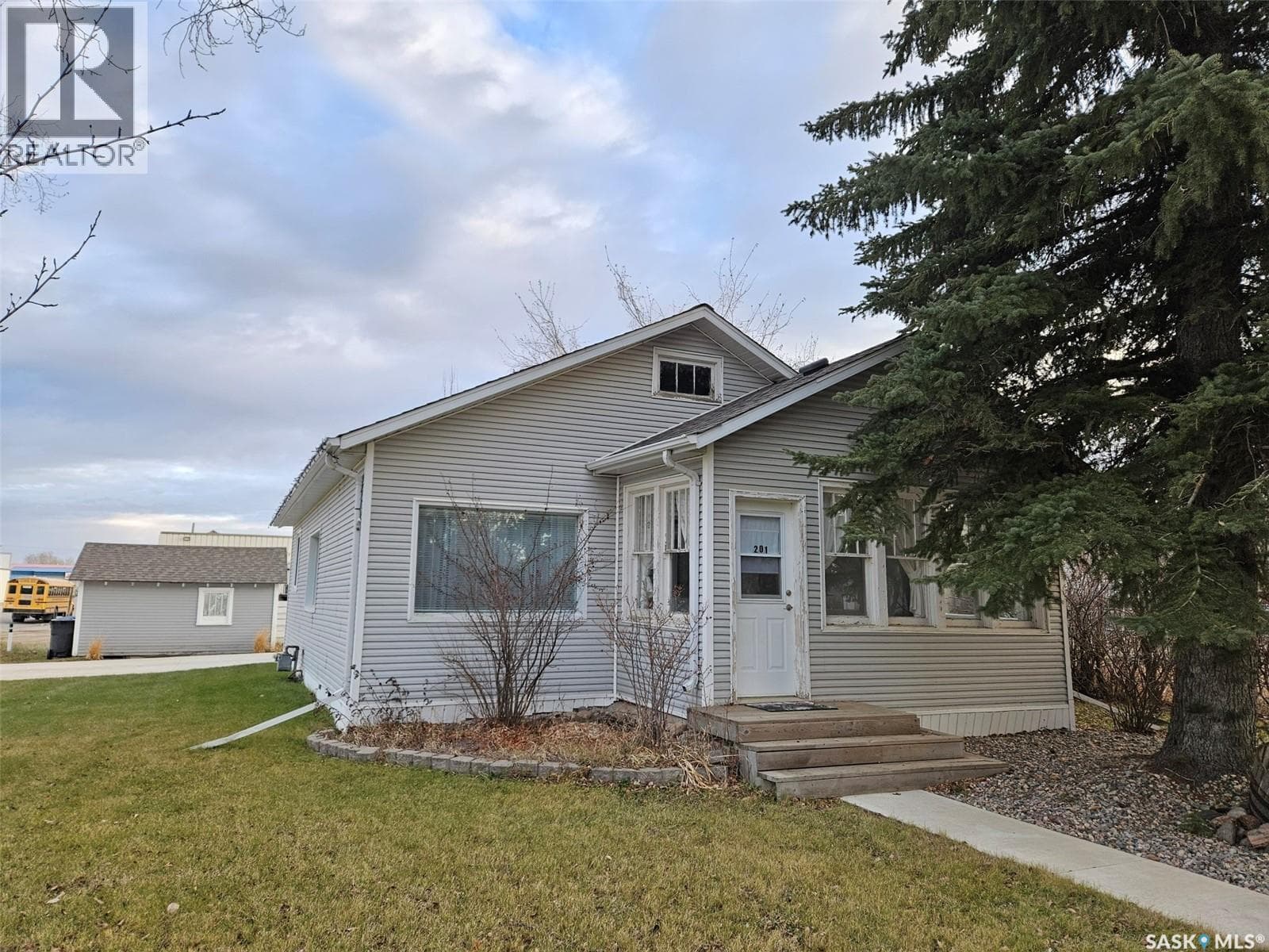 201 Souris AVENUE E — Carlyle, Saskatchewan - Main photo