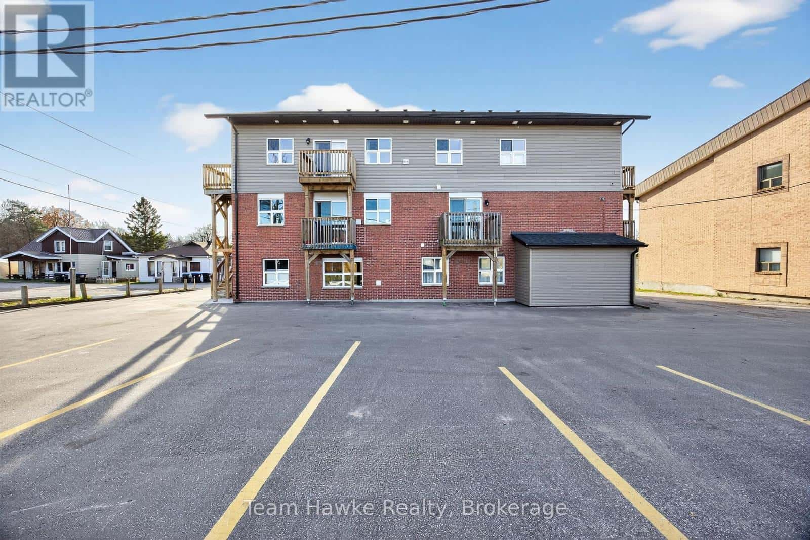 2 TESSIER DRIVE — Penetanguishene, Ontario - Photo 5 of 47