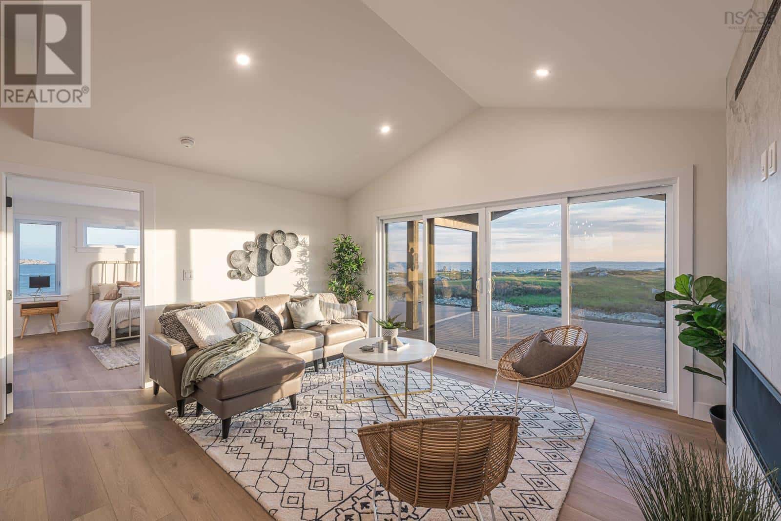 24 Indian Point Road — Prospect Village, Nova Scotia - Photo 3 of 42