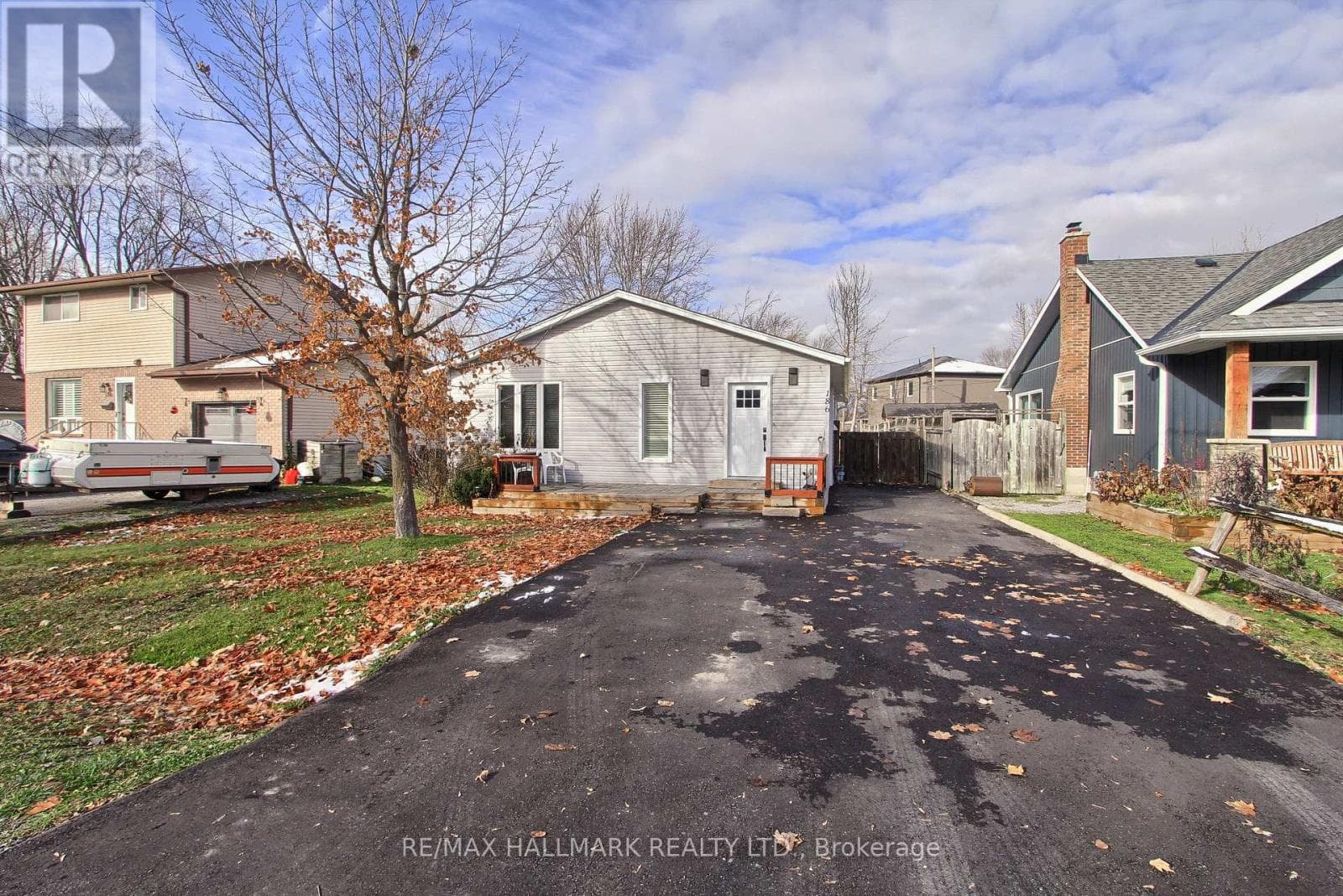 186 BEACH ROAD — Georgina (Keswick North), Ontario - Main photo