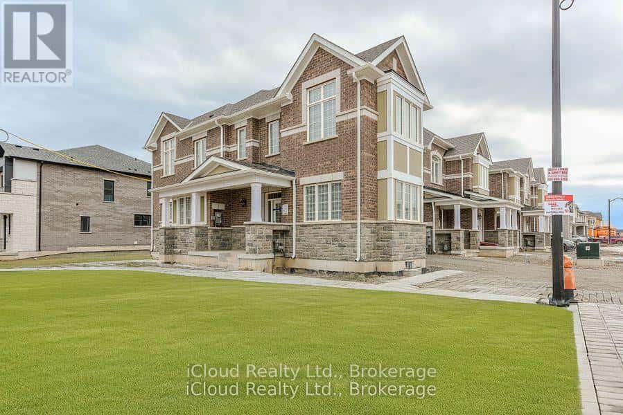 1217 FERGUSON DRIVE — Milton (BW Bowes), Ontario - Photo 2 of 35