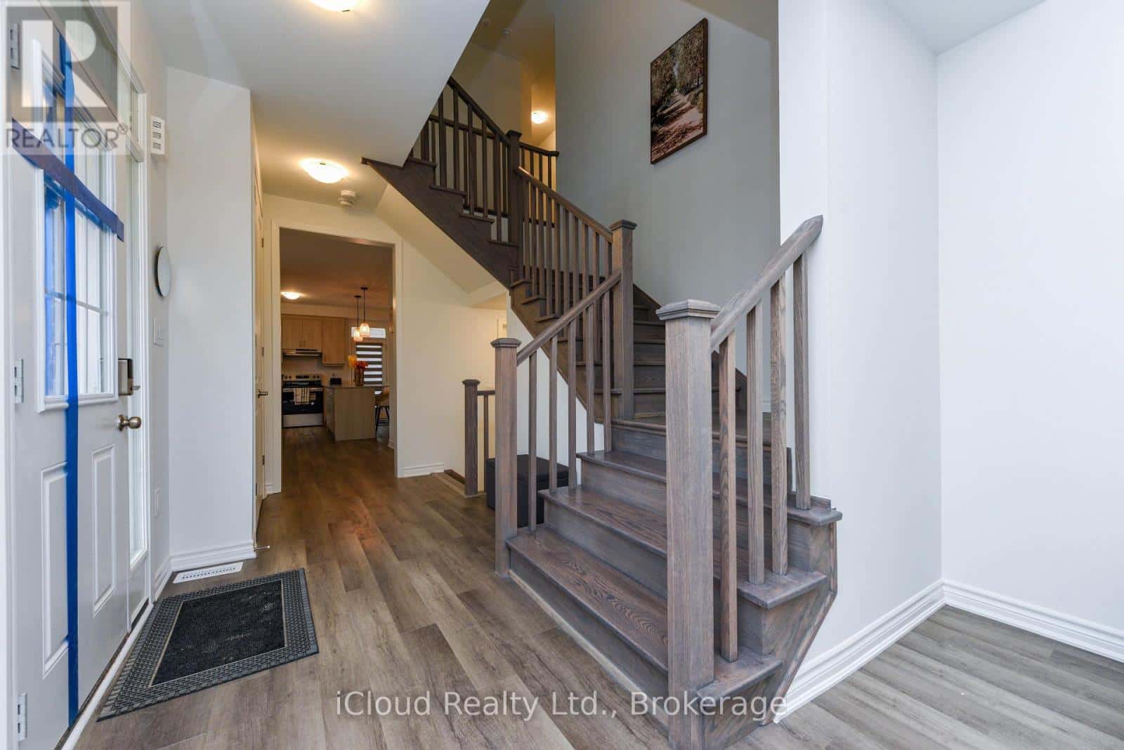 1217 FERGUSON DRIVE — Milton (BW Bowes), Ontario - Photo 4 of 35