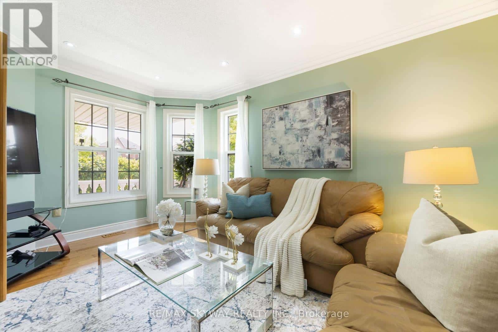 57 BANINGTON CRESCENT — Brampton (Snelgrove), Ontario - Photo 5 of 47