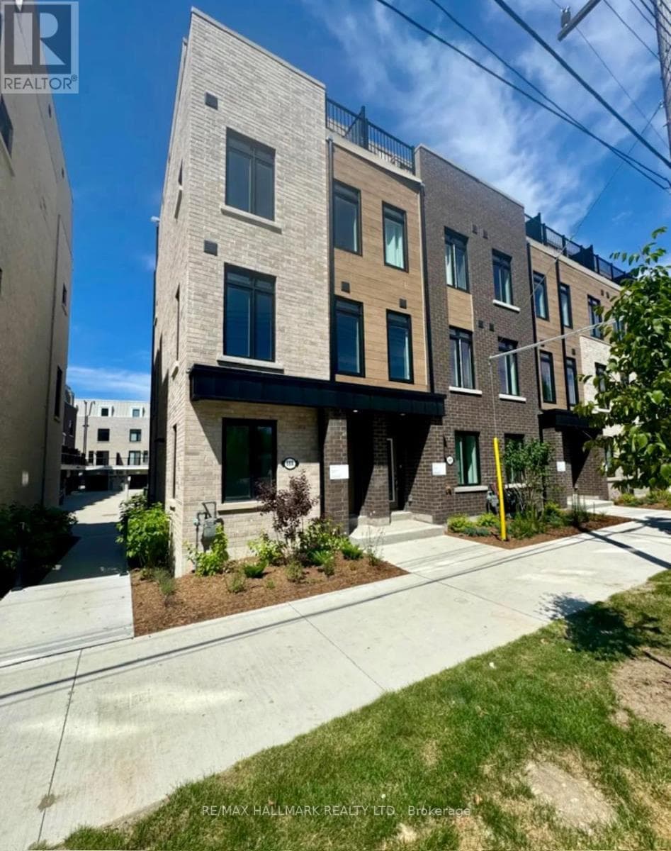 68A TISDALE AVENUE — Toronto (Victoria Village), Ontario - Main photo