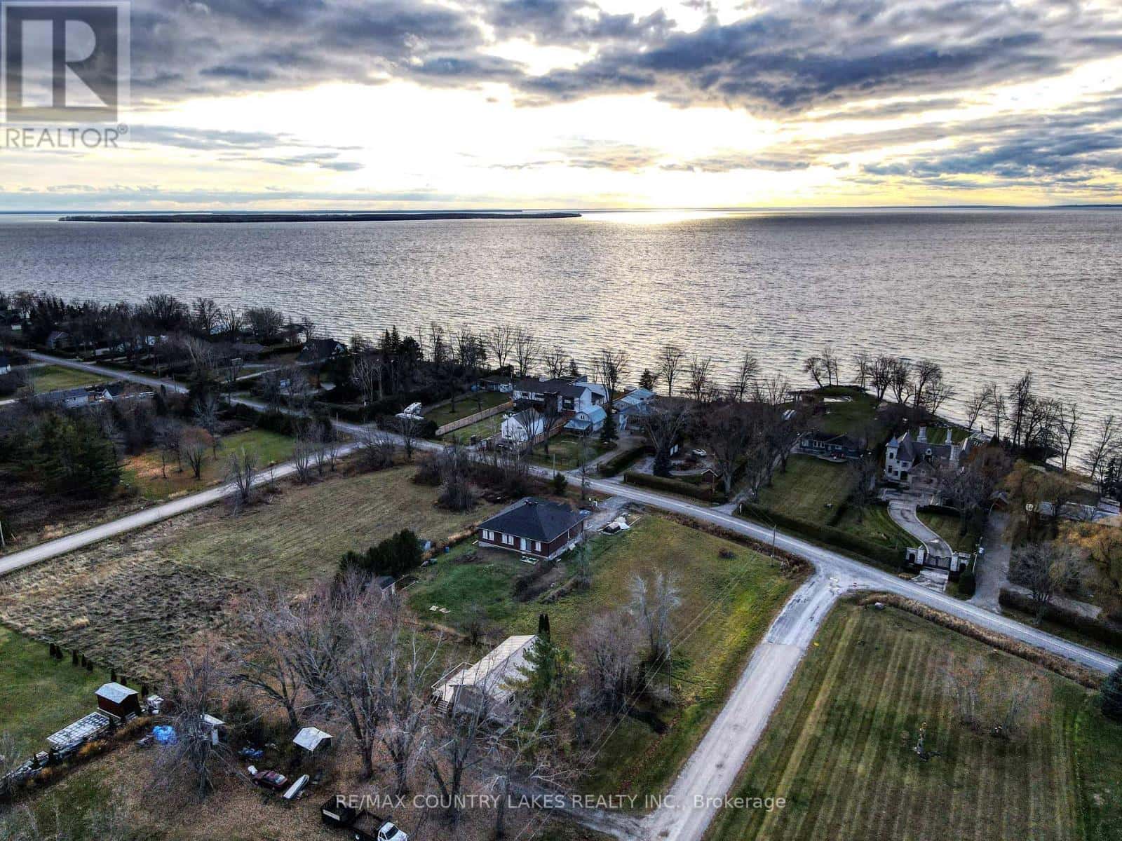 2899 GEORGINA DRIVE — Ramara (Brechin), Ontario - Photo 2 of 25