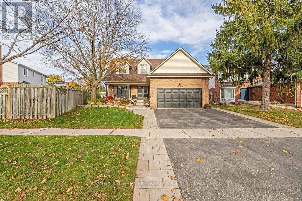 2139 DEERWOOD DRIVE — Burlington (Headon), Ontario - Main photo
