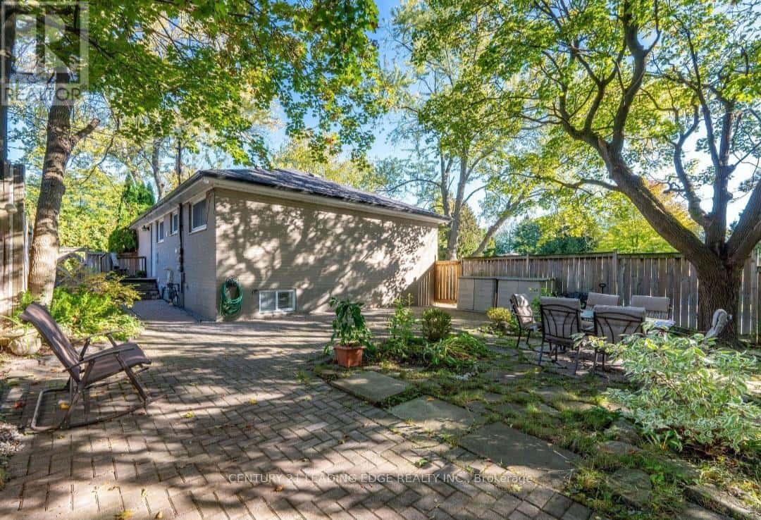 BSMT - 30 FOREHT CRESCENT — Aurora (Aurora Heights), Ontario - Photo 5 of 20